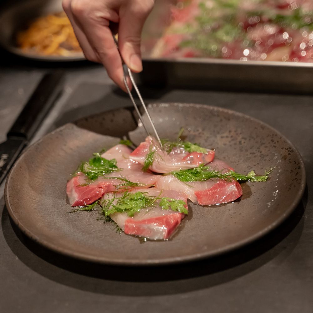 鰤のハーブマリネ