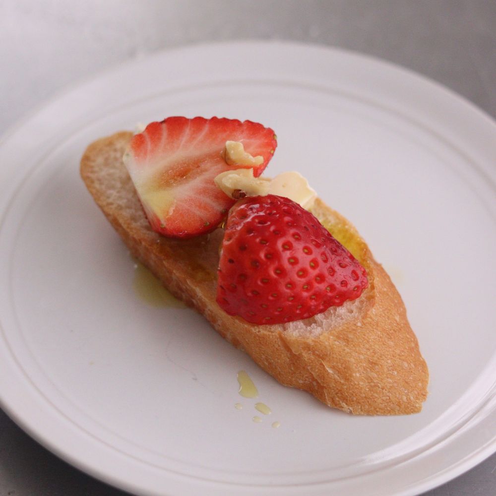 いちごのタルティーヌ